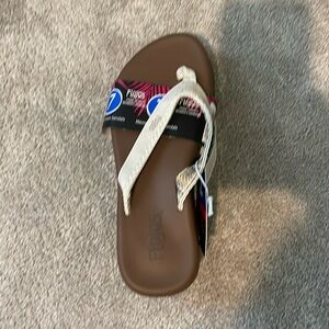 Flip flops